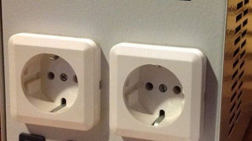 Для чего нужен дома стабилизатор напряжения?