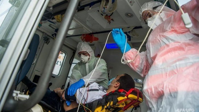 С начала года на борьбу с COVID потратили 20 млрд