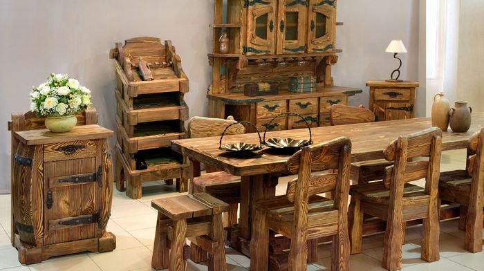 Стоит ли покупать деревянные столы?