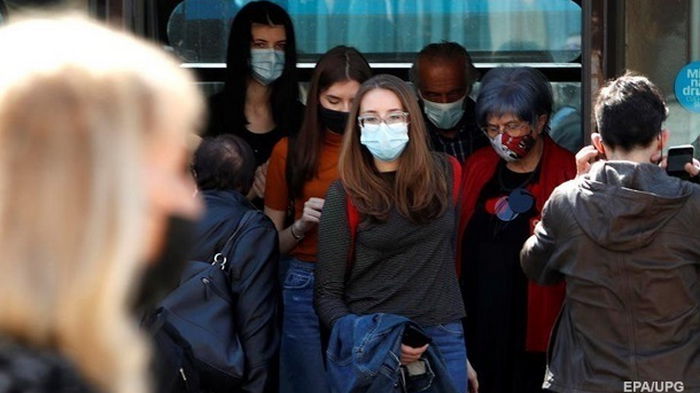 В Украине увеличивается прирост случаев COVID