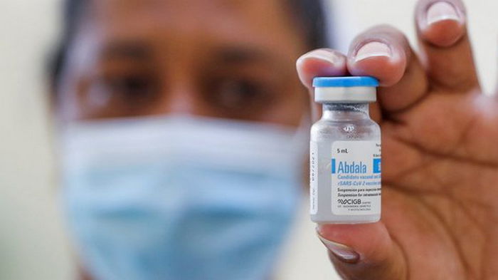 Куба заявила о впечатляющей эффективности своей антикоронавирусной вакцины Abdala