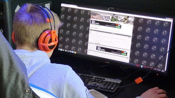 Раны от геймпада и укус скорпиона: названы травмы геймеров