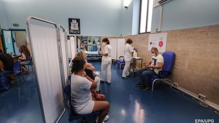В Италии медики судятся против обязательной вакцинации