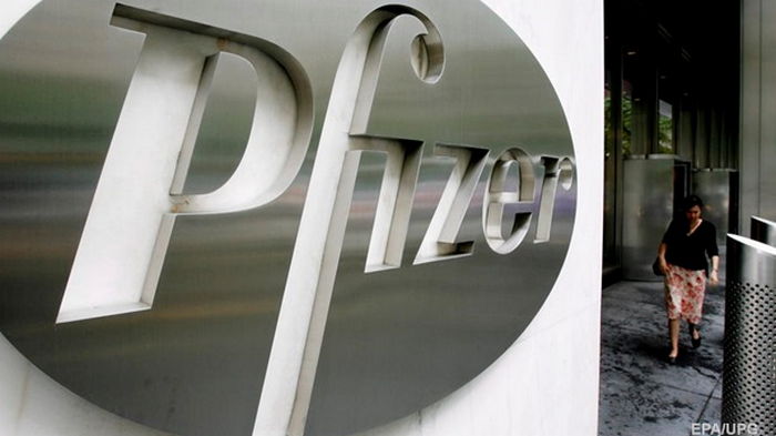 Pfizer отреагировала на смерть украинца после прививки
