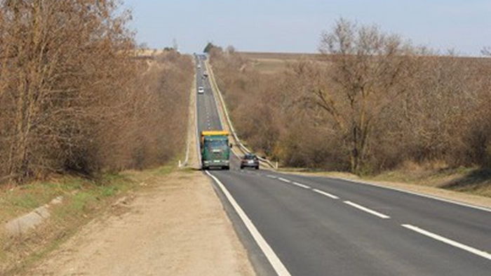 Молдова на год перекроет трассу, соединяющую Украину с Румынией