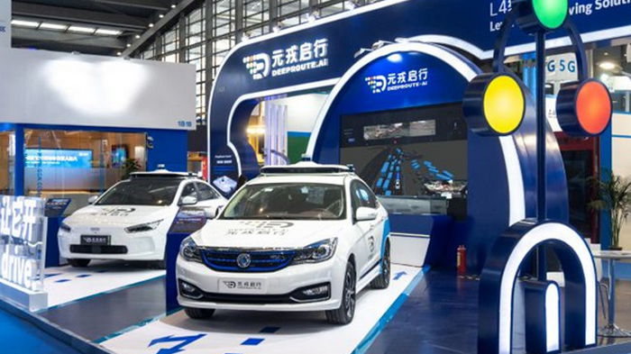 В Китае появились беспилотные такси