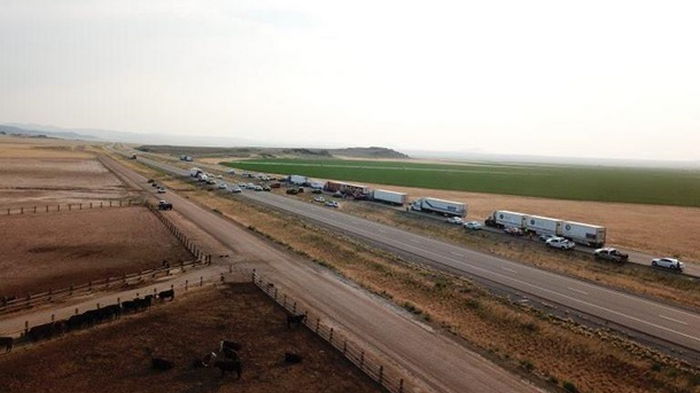 В США десятки авто столкнулись из-за пыльной бури, семь погибших