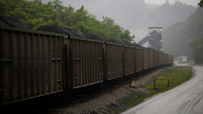 Запасы угля на ТЭС сократились на треть за месяц