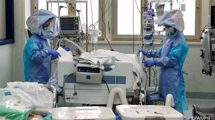 МОЗ назвало характерные симптомы Delta-штамма