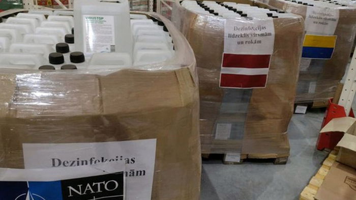 Латвия поделилась с Украиной дезинфектором