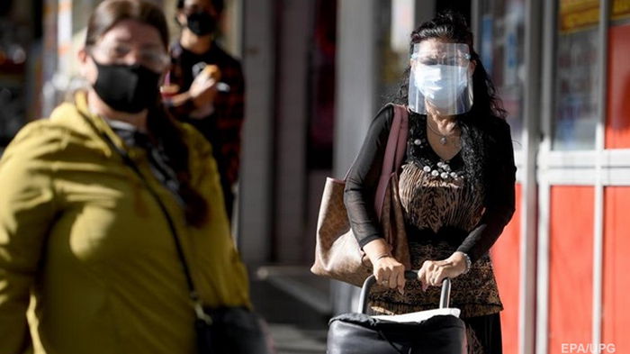 В Украине снова выросло число COVID-заболевших