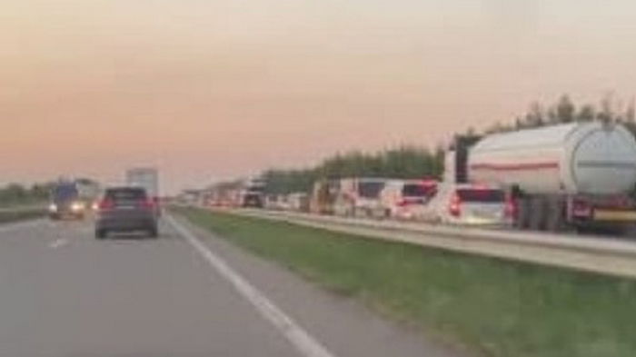 На Одесской трассе из-за ДТП образовалась многокилометровая пробка
