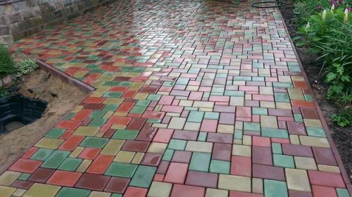 Выбор плитки для мощения тротуаров