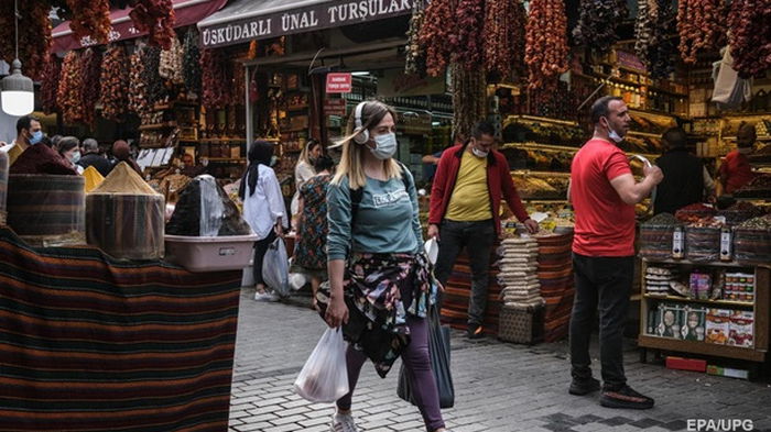 В Турции рекордный прирост коронавируса с мая