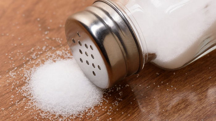 В Китае пять лет изучали, что вреднее: соль или ее заменители. Опубликованы результаты