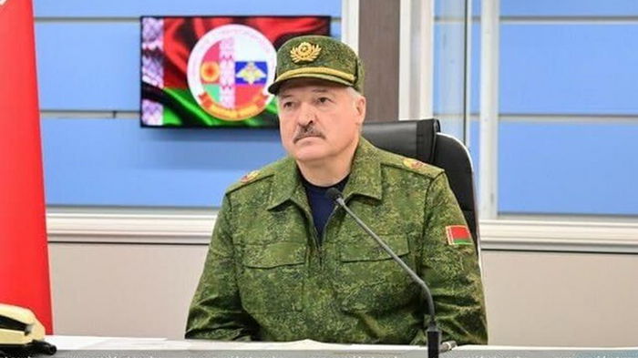 Лукашенко поклялся не быть президентом до смерти