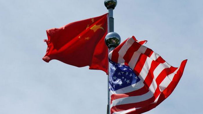 Китай обсудил с США возможность отмены пошлин и санкций
