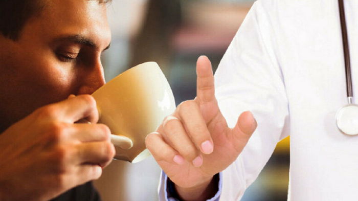 Названы пять худших привычек натощак, вредные для здоровья