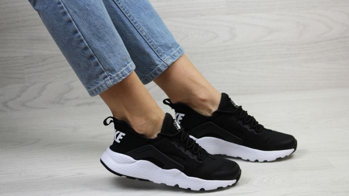 Как выбрать женские кроссовки: несколько важных советов