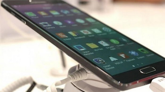 В РФ запретили продавать более 60 моделей смартфонов Samsung