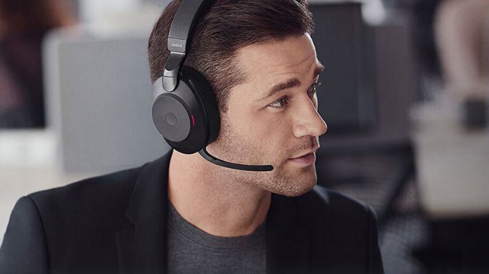 Профессиональные гарнитуры для бизнеса от бренда Jabra