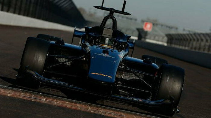 В США состоялась первая в мире гонка беспилотных авто (видео)