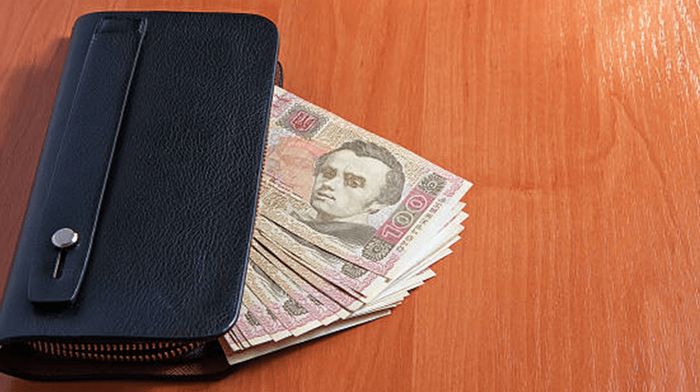 Де можна взяти грошей до зарплати