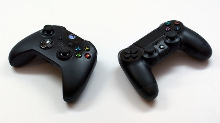 Какой геймпад лучше Xbox One или PS4?