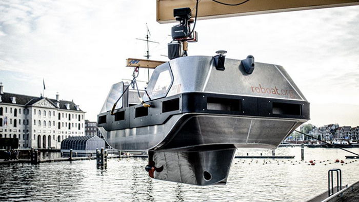 В Амстердаме появилось беспилотное водное такси (видео)