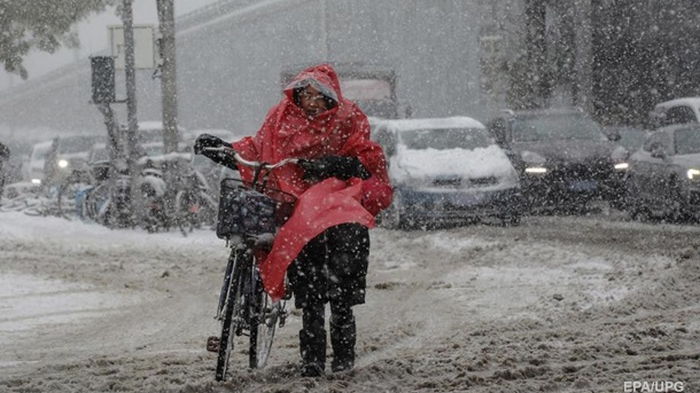 Пекин занесло снегом (фото)