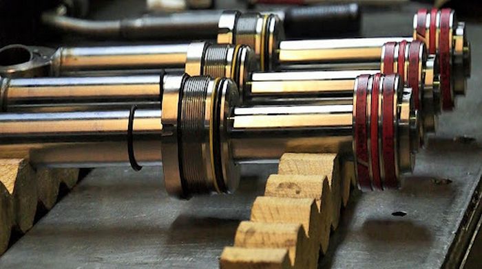 Производство гидроцилиндров: что стоит знать?