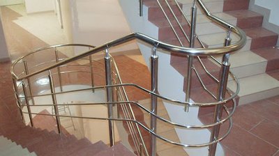 Особенности изготовления ограждений из нержавеющей стали