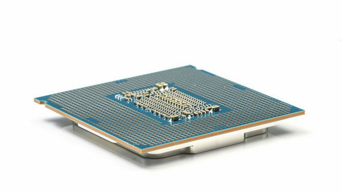 В процессорах Intel нашли новые уязвимости