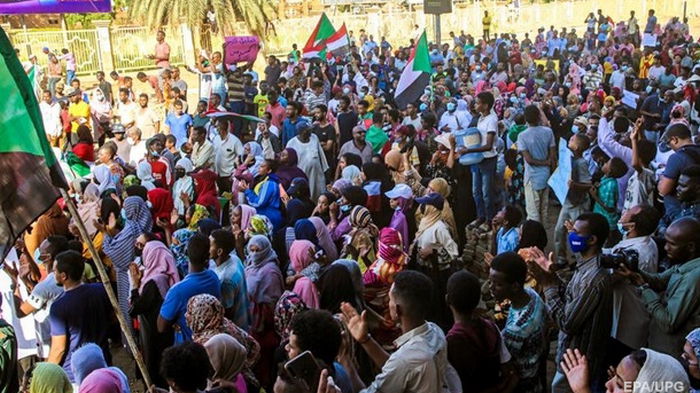 В Судане во время акций протеста против переворота погибли 15 человек