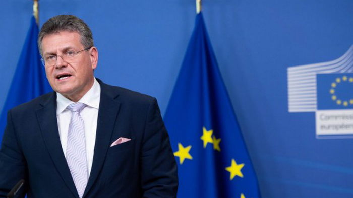 Заместитель председателя ЕК заявил о прогрессе на переговорах ЕС и Британии по Северной Ирландии
