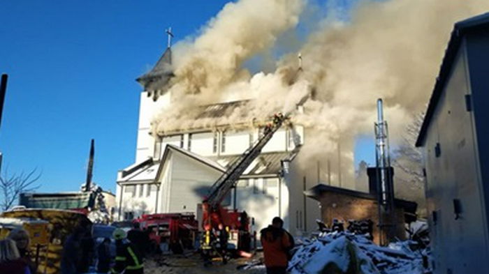Пожар в костеле на Львовщине: количество пострадавших увеличилось