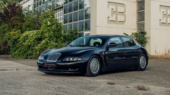 Настоящий эксклюзив: на продажу выставили уникальный седан Bugatti 90-х (видео)