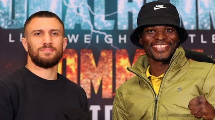 Когда и где смотреть бой Ломаченко — Комми