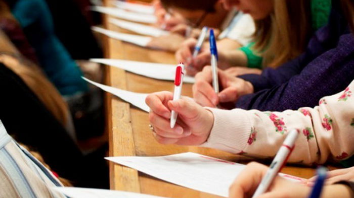 Учительница с Волыни единственная, кто без ошибок написала радиодиктант