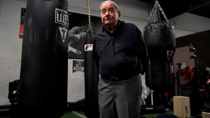 Арум: Все хотят увидеть бой Усик - Фьюри