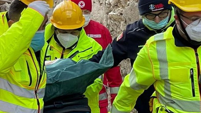 Взрыв газа на Сицилии: уже семь жертв, поиски людей продолжаются