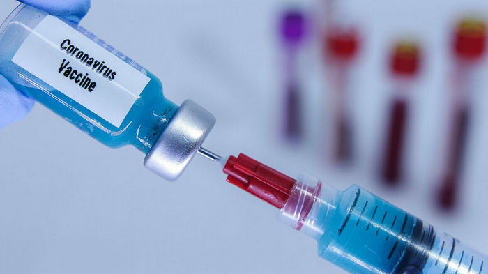 Для COVID-вакцинации детей от 5 лет нужна специальная вакцина — эксперт