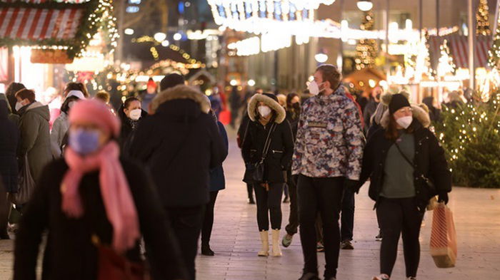 Омикрон распространяется быстрее и заражает привитых — ВОЗ