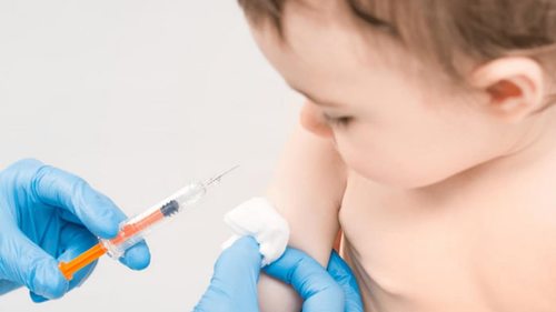 прививка для ребенка