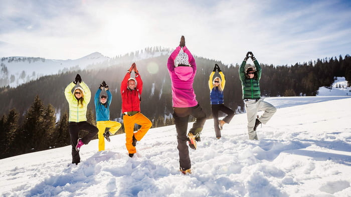 Активные занятия спортом зимой: возможности и рекомендации
