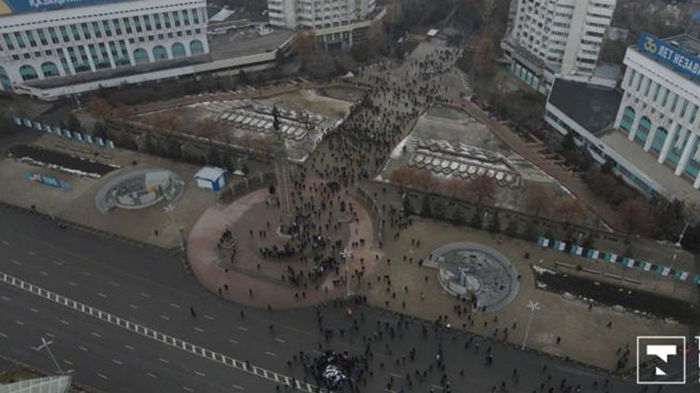 В Алматы захватили президентскую резиденцию — СМИ