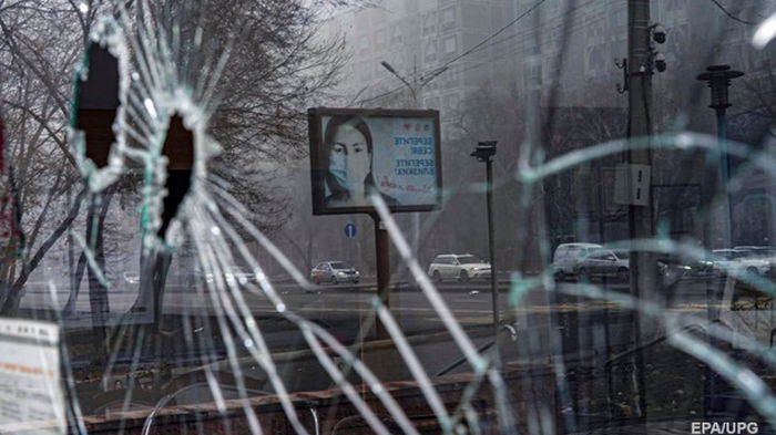 В Казахстане объявлен траур по погибшим