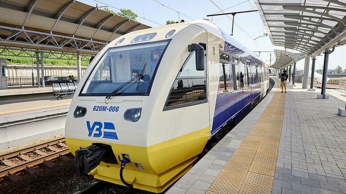 Путешествовать с экономией: в какие дни УЗ продает дешевые билеты