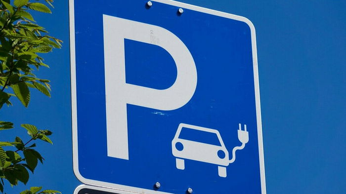 Станции зарядки электрокаров по прибыльности догнали АЗС