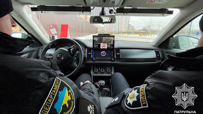 Полицейские «фантомы» в первые сутки зафиксировали 990 нарушений
